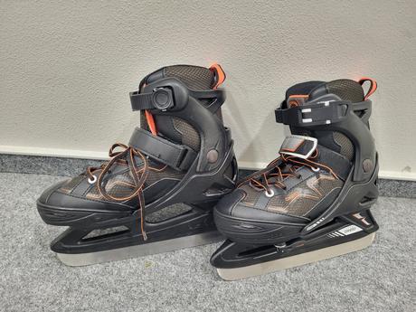 Rostoucí lední brusle 32-35, 32