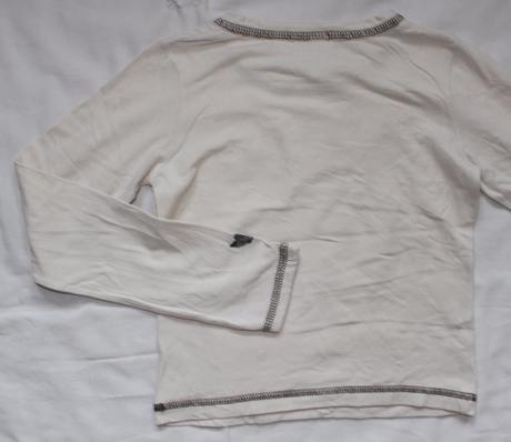 C213. elastické krátké tričko, 128