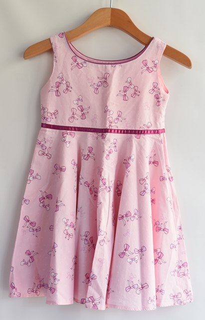 Šaty vel. 3 - 4 roky, 104