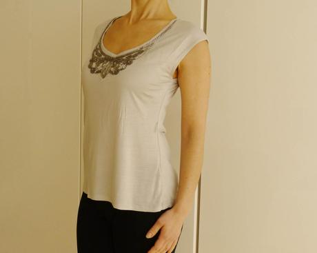 Seda bluzka s aplikaci koralku xs od h&m, h&m,xs