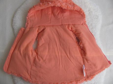 Krásná vesta s kapucí ,losová barva, nutmeg,86