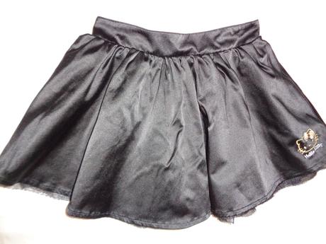 Luxusní černá hodně nabíraná lesklá sukýnka kitty, h&m,122