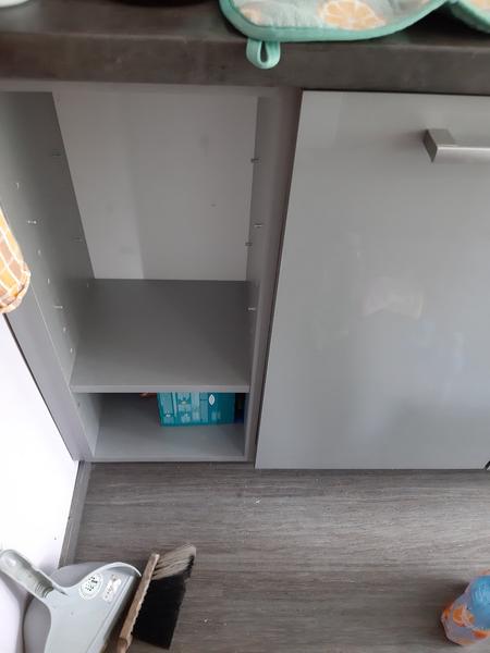 Inspirace pro dekoraci otevřených poliček v kuchyni