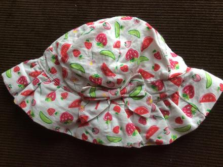 Klobouček s melounem, 56