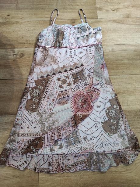 Šaty na ramínka, c&a,152