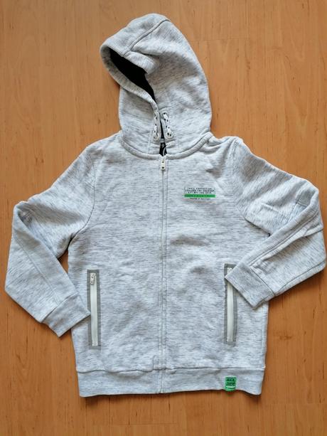 Světlá mikina na zip, c&a,146