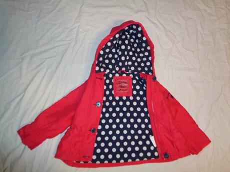Krásný červený kabátek, palomino,98