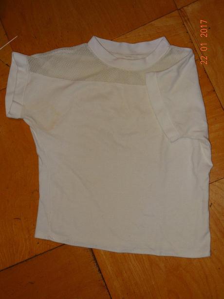 Bílé tílko mřížka, 140