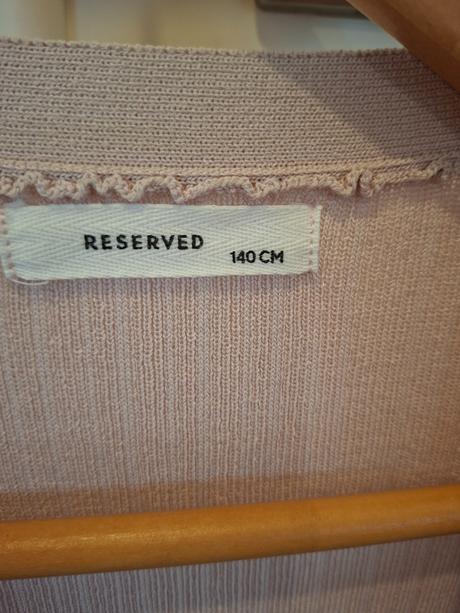 Reserved svetřík č.140, reserved,140