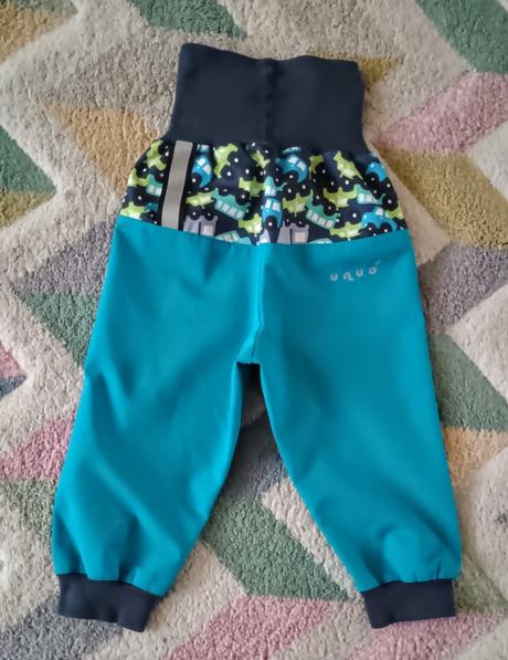 Softshellové kalhoty s autíčky zn.unuo vel.80/86, unuo,80