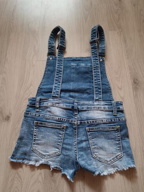 Laclove kraťasy, 164