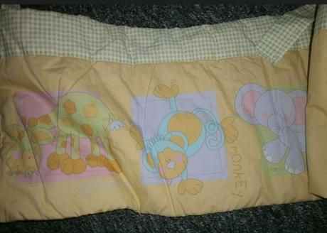 Hrací deka a mantinel do postýlky,