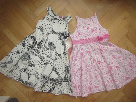 2x letní šaty, 122, adams,122