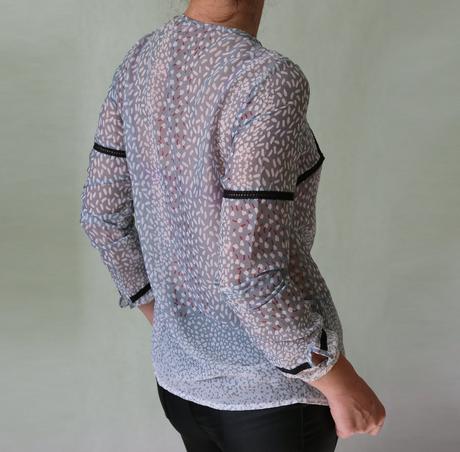 Nová jemná halenka se šněrováním ovs vel.34, ovs,34 / xs