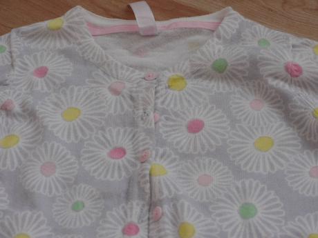 Slaby svetrik na knoflicky s kytickami, cherokee,110