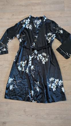 T451 saténový župan vel. xl, xl