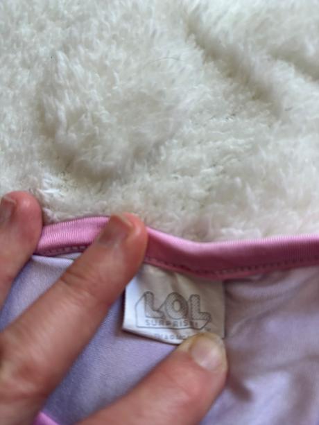 K1/ šaty l.o.l- v.7/8 let, 128