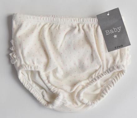 Kalhotky vel. 3 - 6 m, matalan,68
