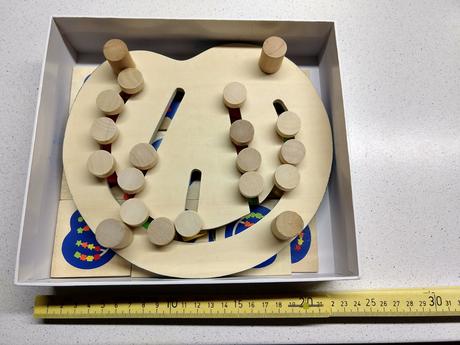 Dřevěný hlavolam goki, 