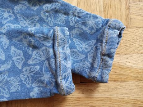 Podšité slim rifle s motýlky, palomino,92