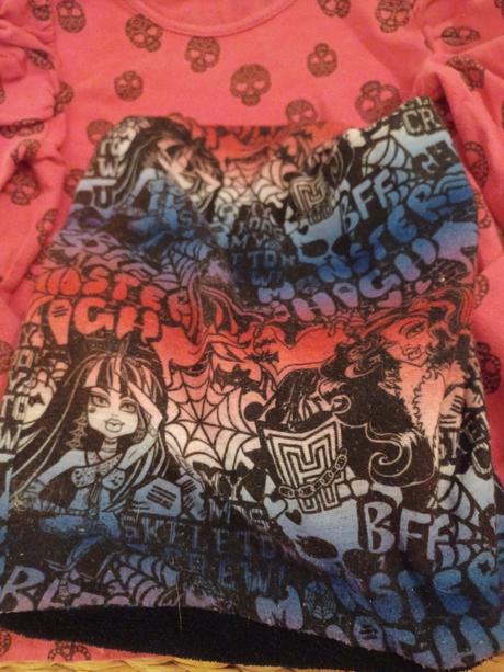 Tričko lebky h&m 122/128 + nákrčník monster high, h&m,128