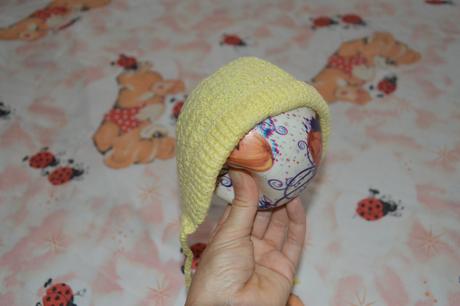 Novorozenecká čepička, žlutá, pletená, 62