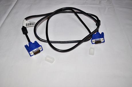 Propojovací kabel vga,