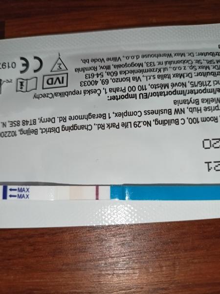 Nemám vidiny? Zkušenosti s premenstruačními jevy a vidinami.