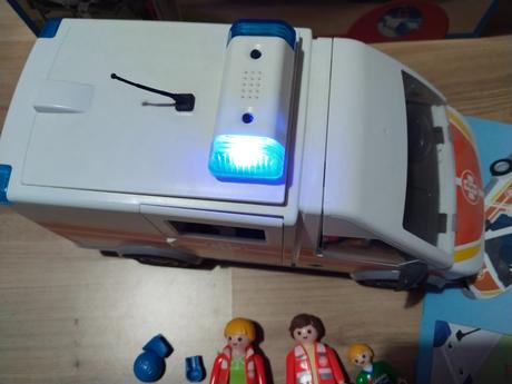 Playmobil nemocnice,vrtulník a sanitka,