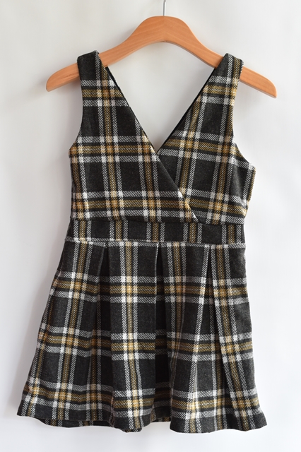 Šatovka vel. 6 - 7 let, f&f,122