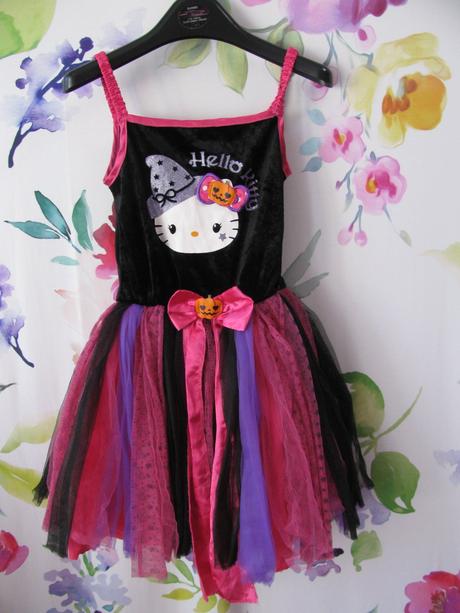 Karneval-krásná helloweenská hello kitty, 