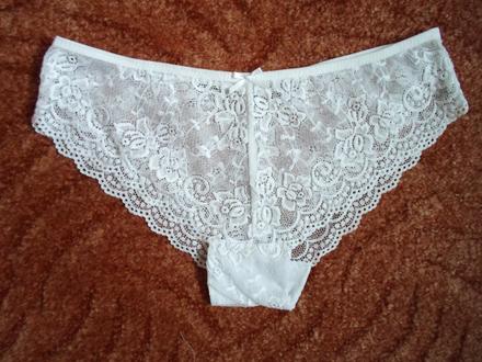 Bílé krajkové kalhotky brazilky, xl