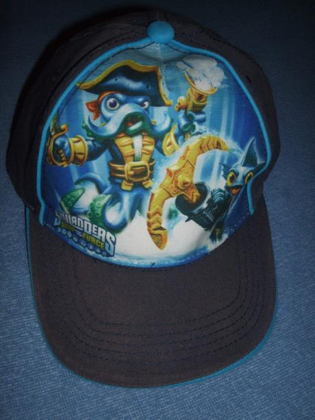 Tričko + šiltovka skylanders, c&a,140