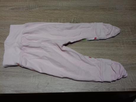 Dupačky na mimi, 68