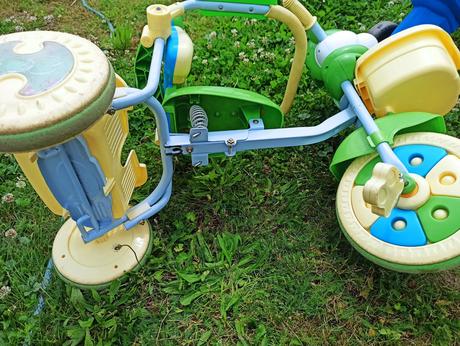 Tříkolka a odrážedlo,