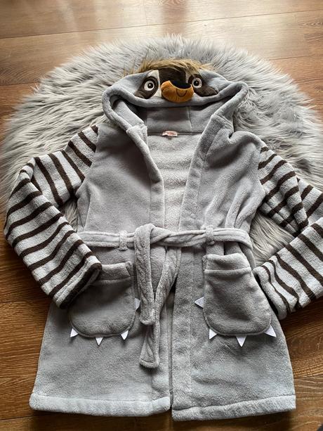 Luxusní župan, 146