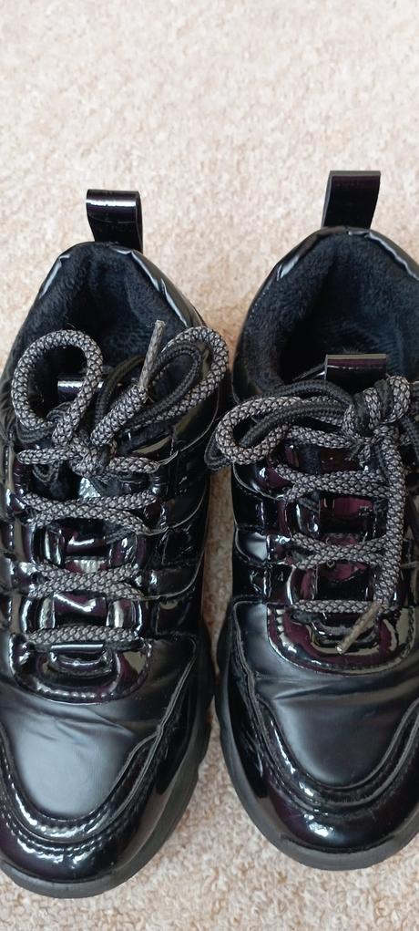 Boty vyteplené zn."deezee" vel."33", 33