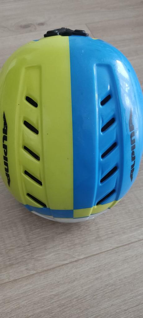 Krásná dětská lyžařská helma alpine, alpina sports,xs
