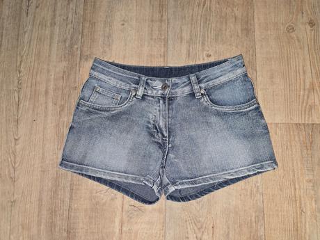 Kraťasy, c&a,152