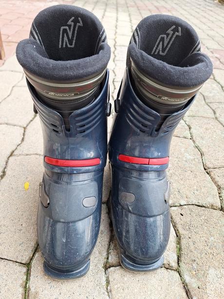 Lyžařské boty přeskáče vel. 38 / 38,5, nordica,38