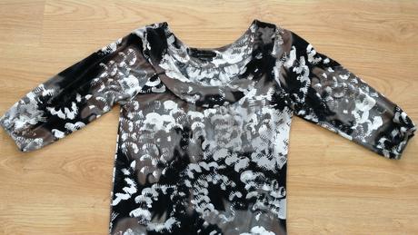Dámská tunika - triko vel.s-l zn.bcbgmaxazria,