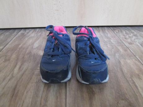 Pěkné tm. modré dívčí tenisky nike air, č. 23,5, nike,23