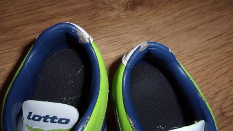 Kopačky zn. lotto, vel. 31, 31