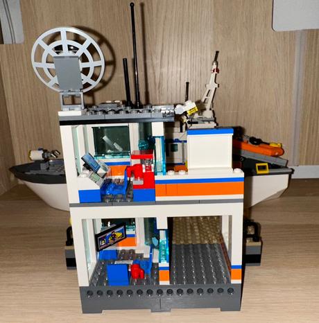 Lego city 60167 základna pobřežní hlídky,