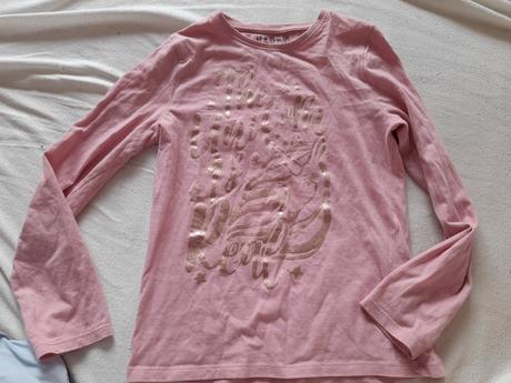 Růžové tričko se zlatavým nápisem nenošené, tesco,134