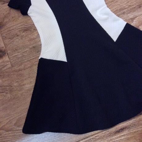 Černo-bílé šaty, young dimension,116