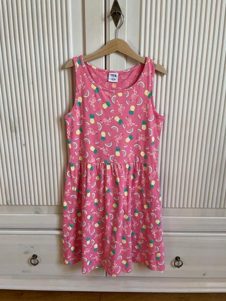 Dívčí šaty zn. kik vel. 146/152, kik,146