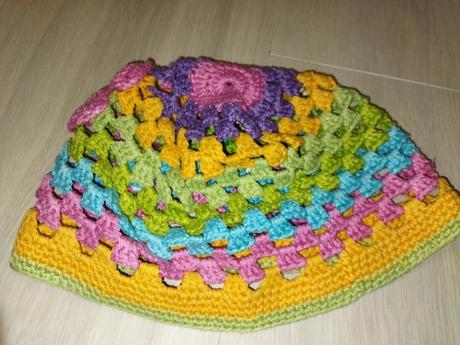 Háčkovaná čepice 3/6 let, 110