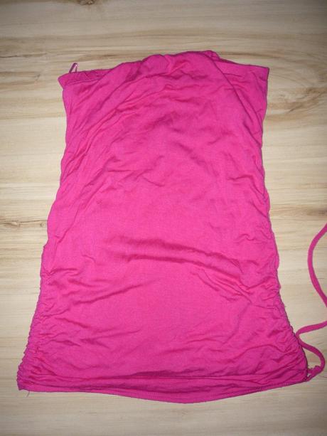 Růžový top s růžemi, s