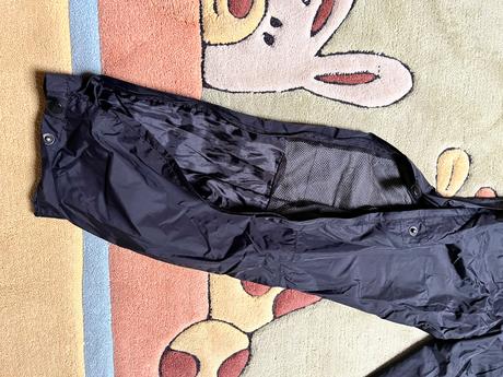 Šusťáky, karrimor,128